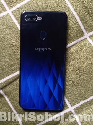 OPPO F9 4/64 gb